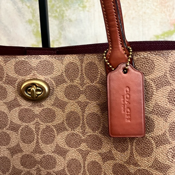 Coach Willow Brown Signature Tote Bag - Picture 3 of 13